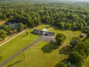 907 Bowers Loop, Dover, AR 72837 photo 3