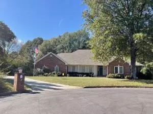 1115 Blue Jay Ln, Clarksville, AR 72830