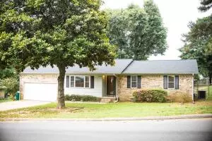 2615 Bradley Ln, Russellville, AR 72801