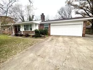 2902 W 2nd St, Russellville, AR 72801