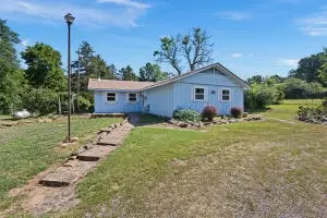 Undisclosed, Dover, AR 72837 photo 2