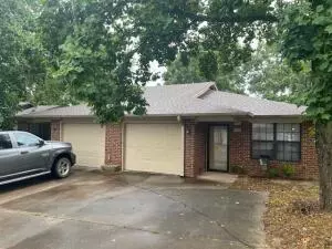 403 W 16th Ct, Russellville, AR 72801