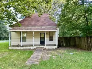 314 Leigh St, Ola, AR 72853