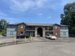 502 N Frankfort Ave, Russellville, AR 72801