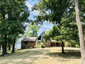 508 Cr 2731, London, AR 72847