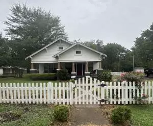 115 N Davis Ave, Plainview, AR 72857