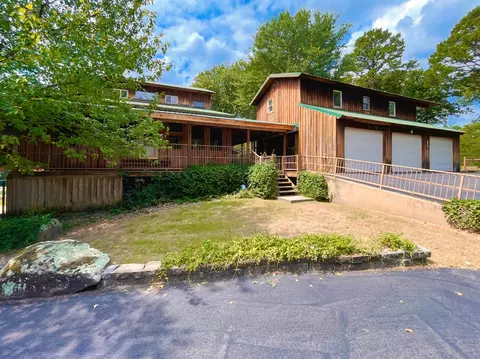 105 S Foxrun Rd, Pottsville, AR 72858