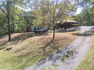 220 Jach Ln, Russellville, AR 72802