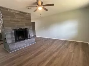 Living - 48 Broomfield Rd, Dover, AR 72837 photo 2 of 3