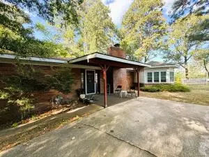 113 W Candlewick Dr, Russellville, AR 72801