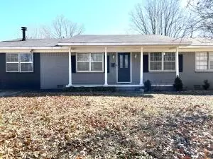 1118 N 7th St, Dardanelle, AR 72834