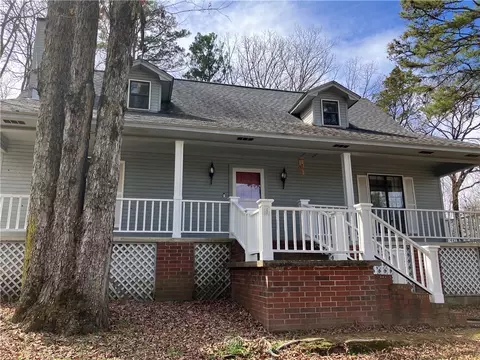 1619 Hilltop Dr, Russellville, AR 72802