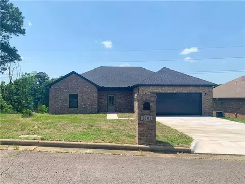 2801 N Louisville Ave, Russellville, AR 72802