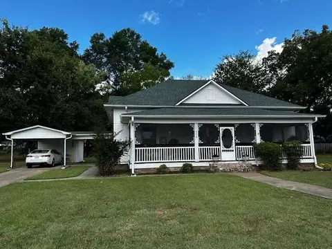 606 NW 1st St, Atkins, AR 72823