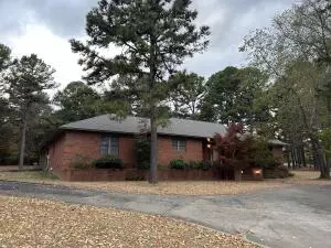 Undisclosed, Russellville, AR 72802