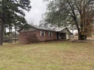 Undisclosed, Dover, AR 72837 photo 4