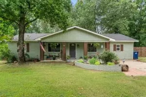 303 NW 16th St, Atkins, AR 72823