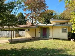 Undisclosed, Clarksville, AR 72830