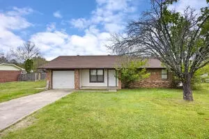 1413 S Frankfort Ave, Russellville, AR 72801