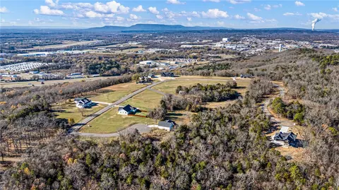 48 Jeremiah Cir, Russellville, AR 72802
