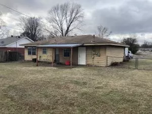 44 S 5th Ave, Dardanelle, AR 72834 photo 2