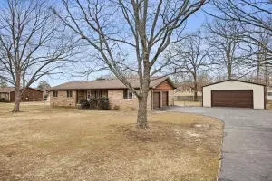 103 Hickory St, Cabot, AR 72023