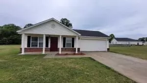 4 Chestnut Ct, Clarksville, AR 72830