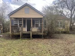 412 E L St, Russellville, AR 72801