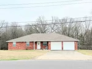 1317 S Crawford St, Clarksville, AR 72830