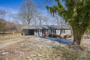 302 NW 17th St, Atkins, AR 72823