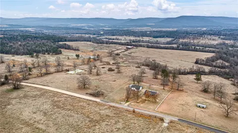 1615 Co Rd 3360, Clarksville, AR 72830