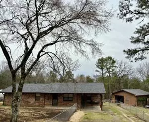 1425 Paradise Acre Rd, Russellville, AR 72802