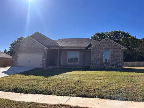 2407 Logan Ct, Russellville, AR 72801