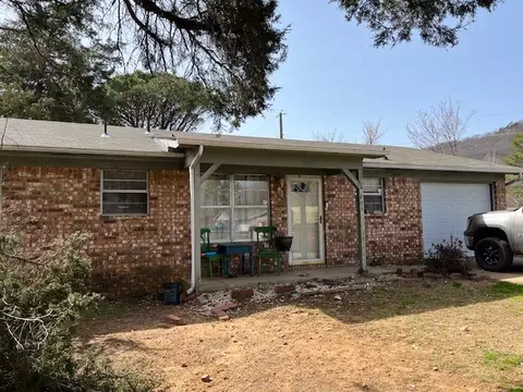 409 NW 8th St, Atkins, AR 72823