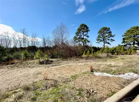 2709 N Louisville Ave, Russellville, AR 72802