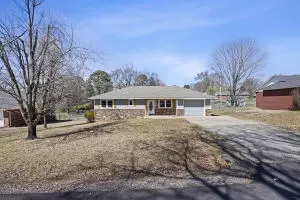 230 Ridgeway Dr, Dover, AR 72837 photo 3