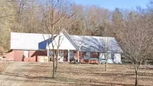 1003 Armstrong St, Coal Hill, AR 72832