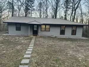 Undisclosed, London, AR 72847