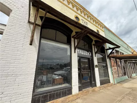 209 E Main St, Atkins, AR 72823 photo 7