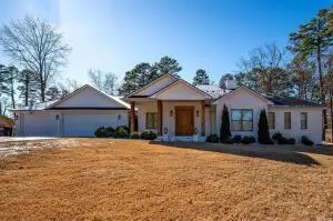 Undisclosed, Russellville, AR 72802