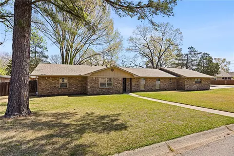 409 S Arlington Ave, Russellville, AR 72801