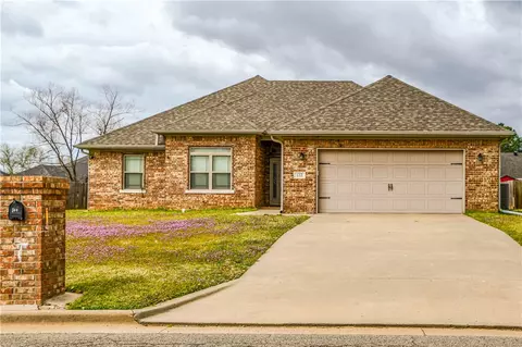 133 Angelfish Ln, Russellville, AR 72802