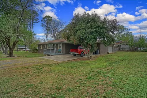 233 E K St, Russellville, AR 72801
