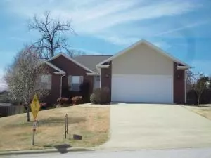 1924 Highgrove, Harrison, AR 72601 photo 1