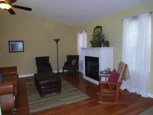 1924 Highgrove, Harrison, AR 72601 photo 3