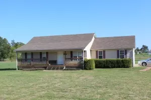 4703 Pollock Rd, Valley Springs, AR 72682 photo 1