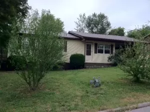 812 Watkins, Harrison, AR 72601 photo 12