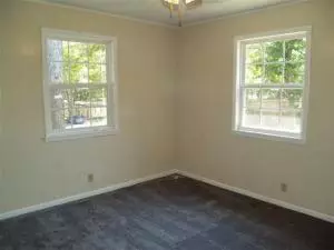812 Watkins, Harrison, AR 72601 photo 4