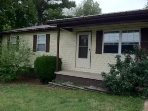 812 Watkins, Harrison, AR 72601 photo 11