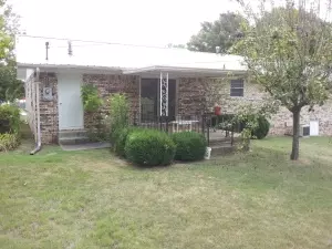 102 Cardinal, Harrison, AR 72601 photo 4